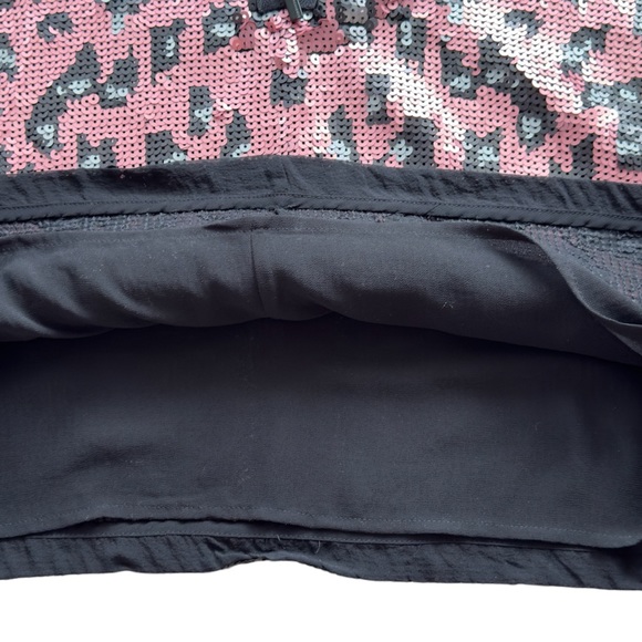 BCBGMAXAZRIA Sequin mini skirt; Black and pink; Size S; Excellent condition; - Picture 6 of 8
